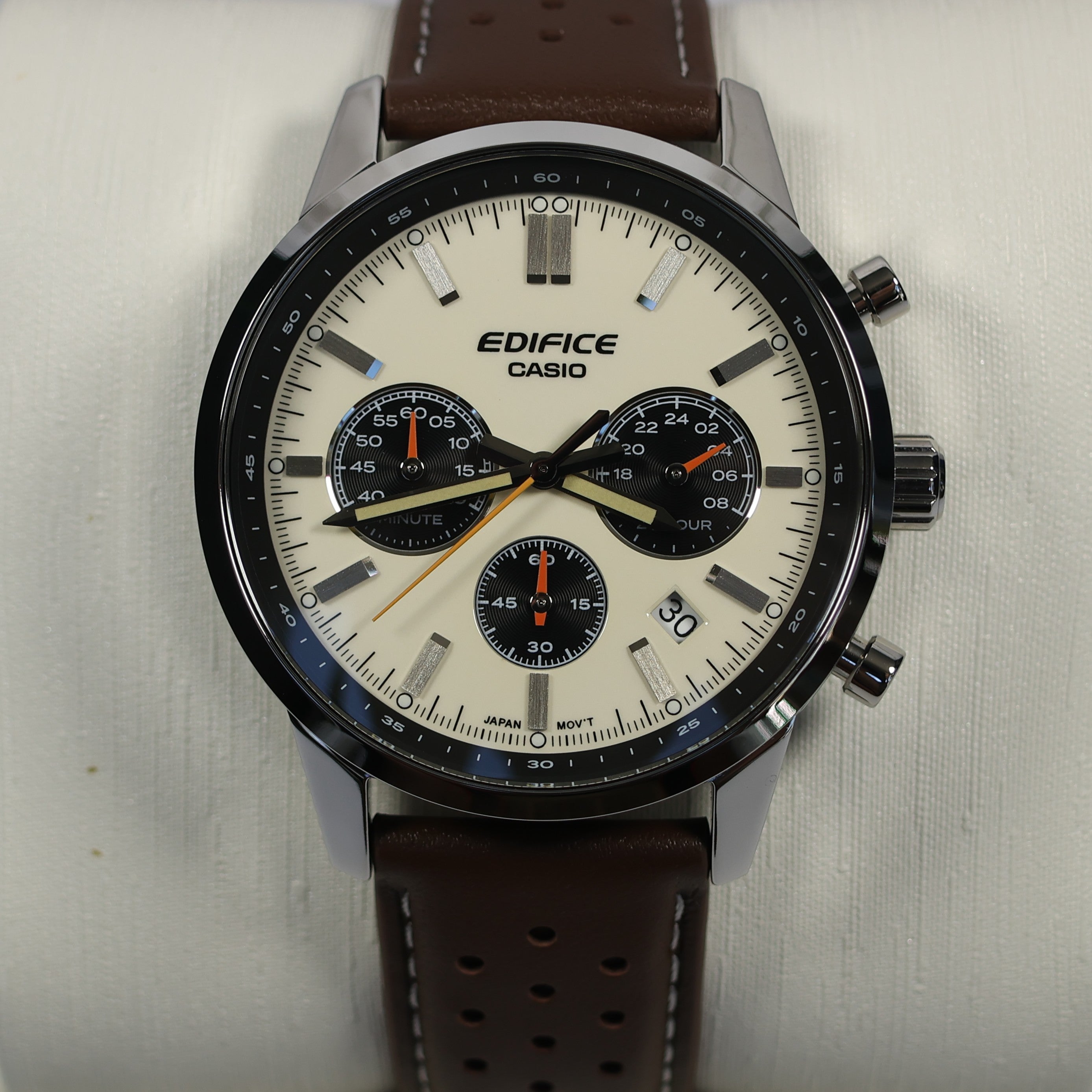 EFR-575L-7AEF_Front.jpg