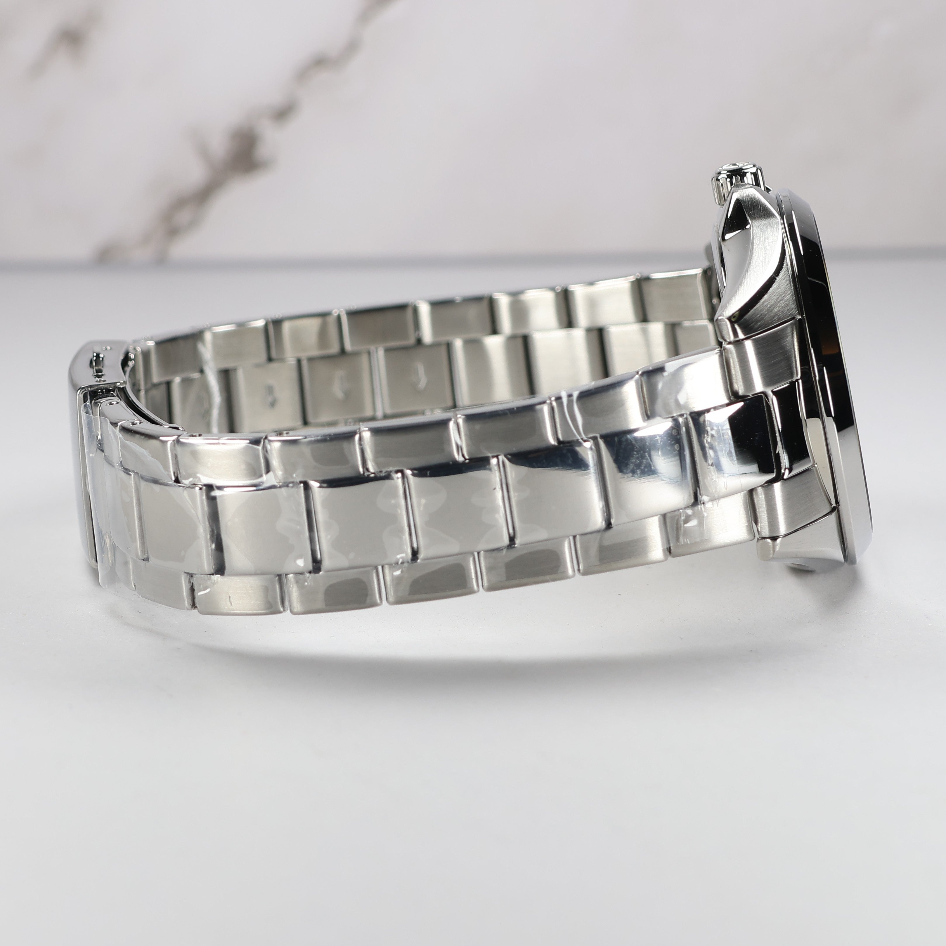 Casio Edifice Men's Black Dial Stainless Steel Sports Watch EFV-100D-1AVUEF