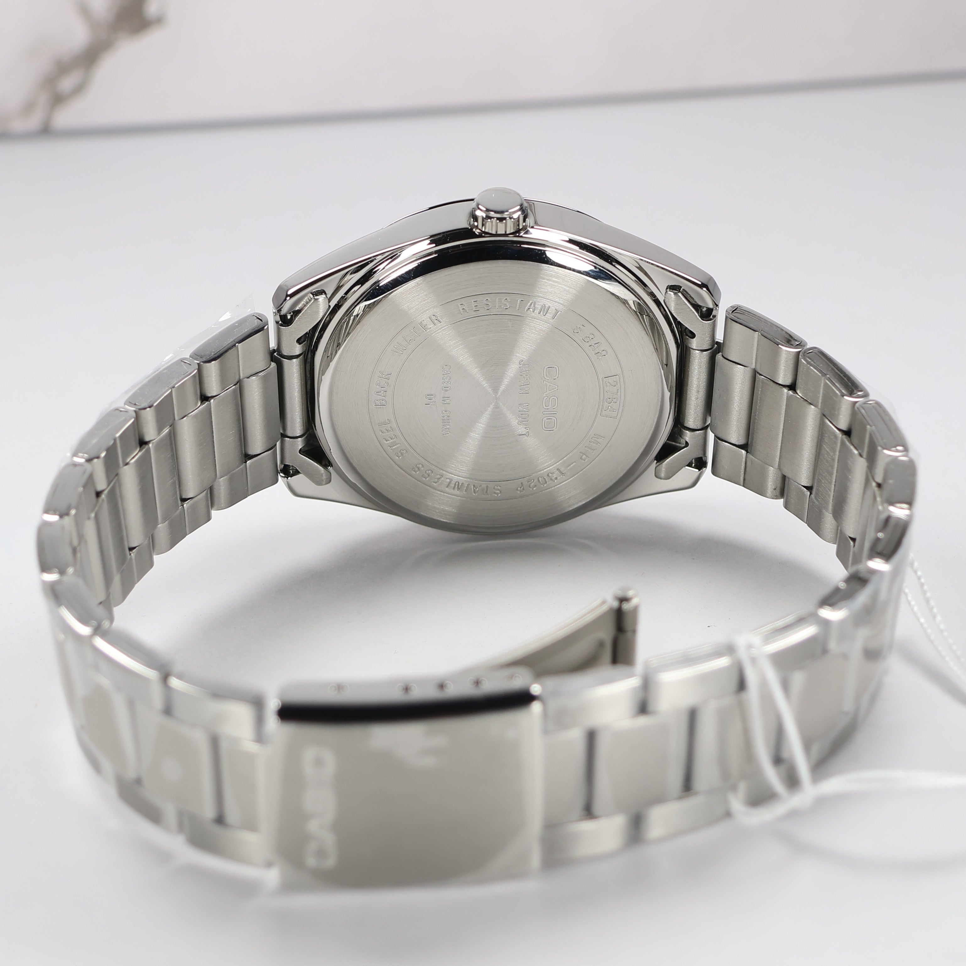 Casio Men's Vintage White Dial Stainless Steel Quartz Watch MTP-1302PD-7A1VEF