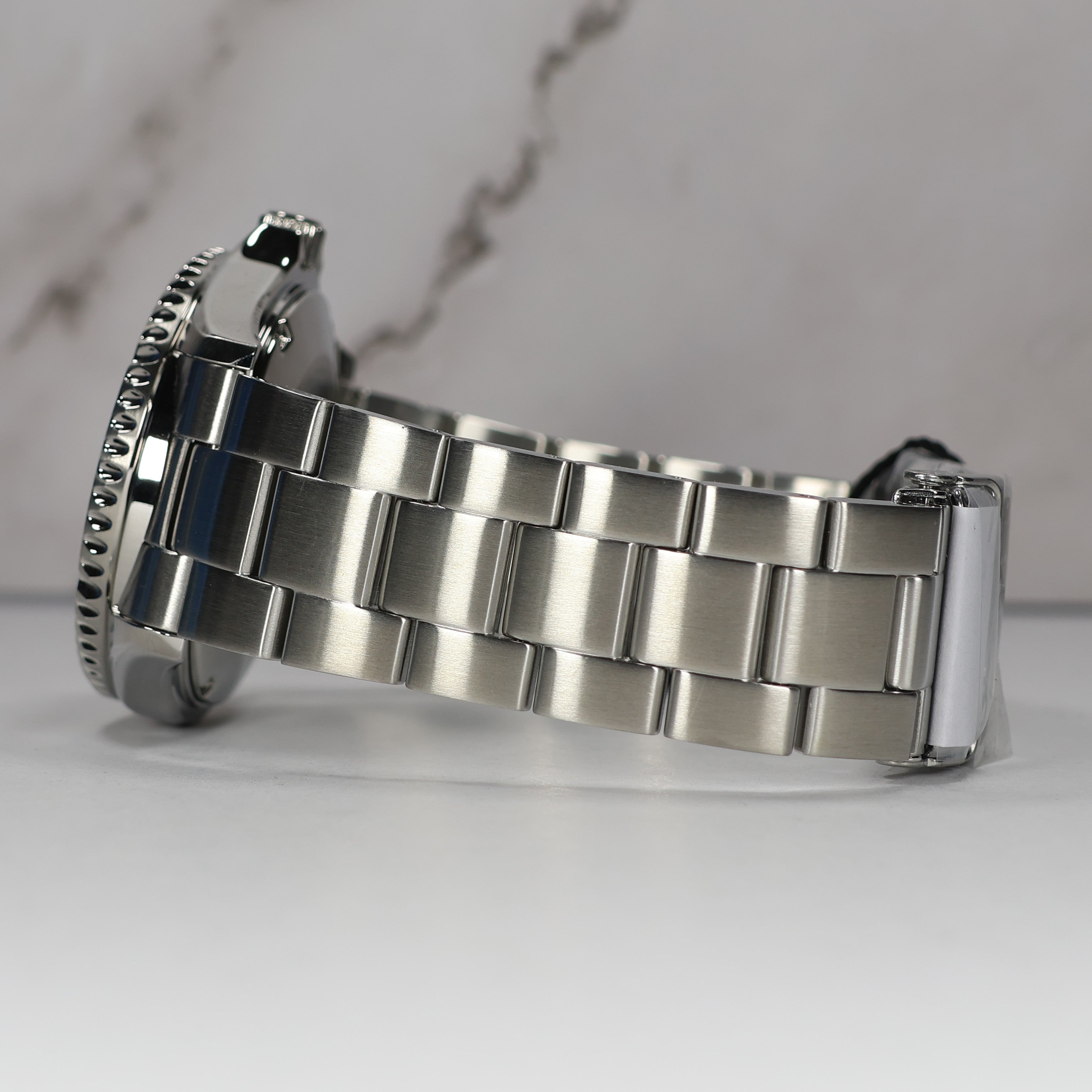 Orient Mako III Men's Champagne Dial Stainless Steel Sports Watch RA-AA0821S39B