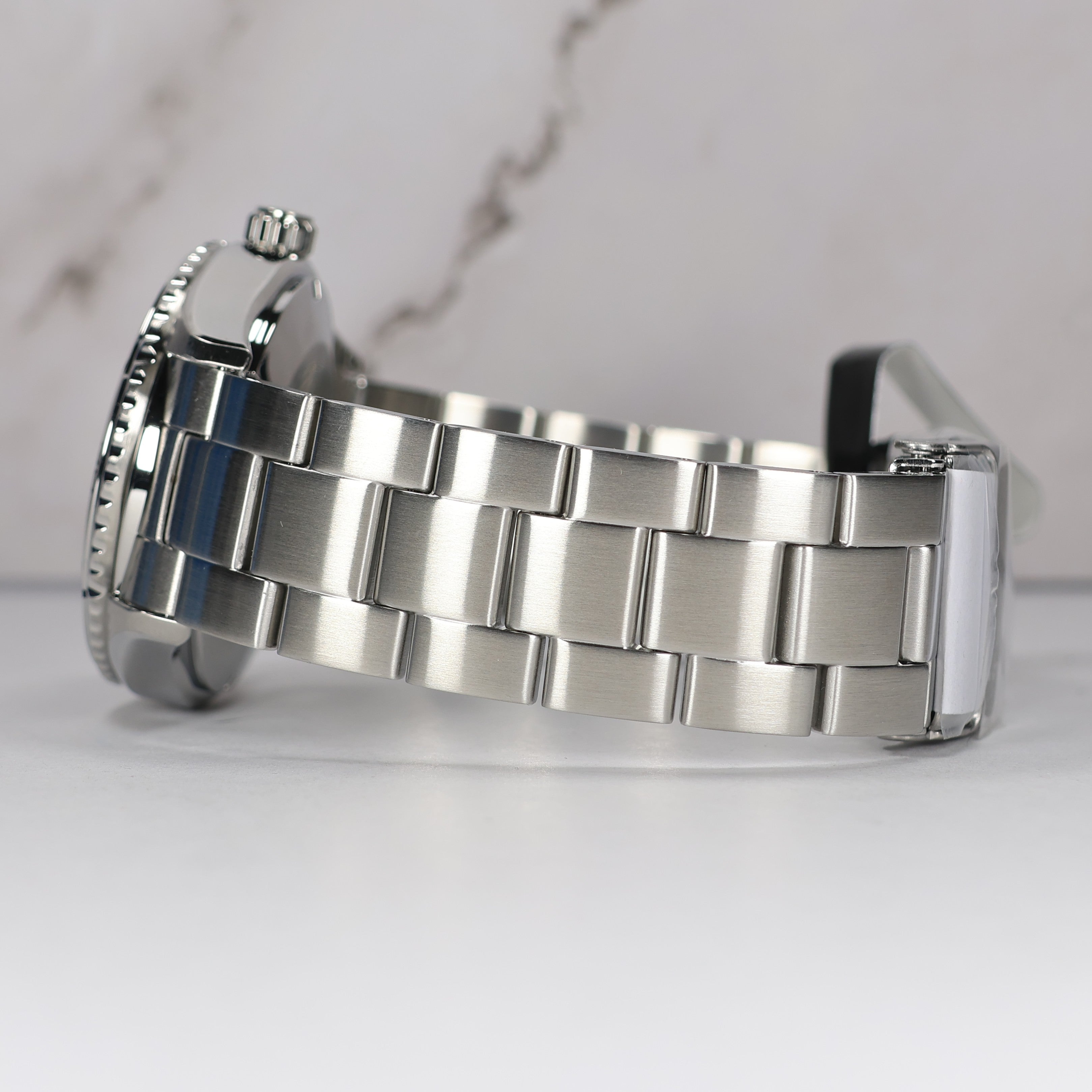 Orient Mako Men's Blue Dial Staineless Steel Sports Watch RA-AC0Q02L